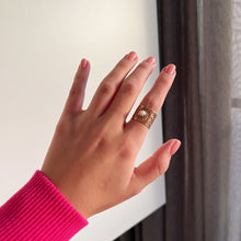 Afbeelding in Gallery-weergave laden, Simplicity Ring Pearl Flower
