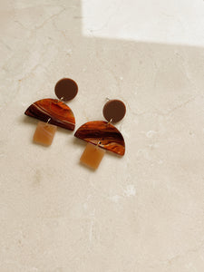 Oorbellen hazelnut