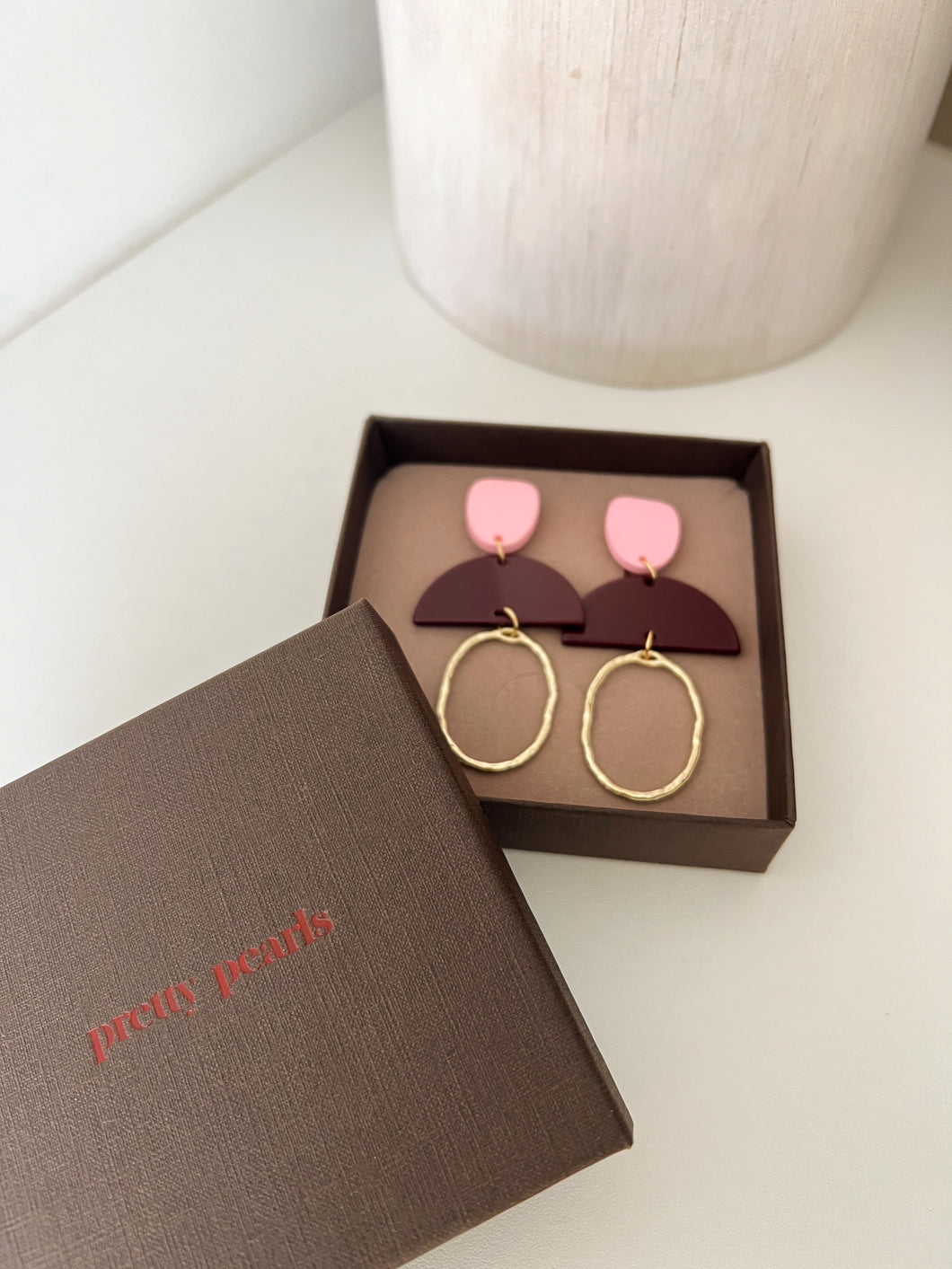 Oorbellen burgundy pink