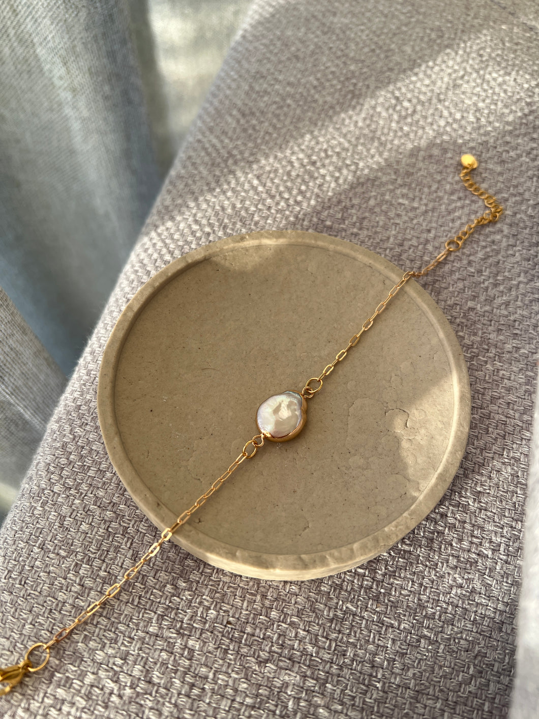 Armbandje zoetwaterparel