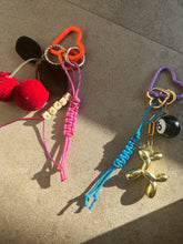 Afbeelding in Gallery-weergave laden, Bag charm cherry
